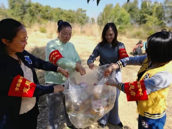 市四中（市实验学校）环保志愿者在行动