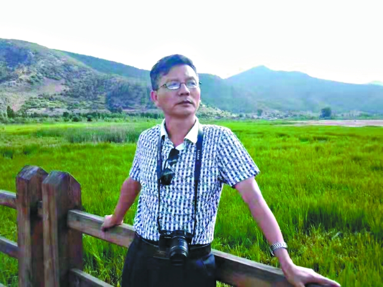 胡跃宁： 深情记录攀枝花的时代烙印