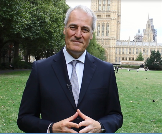 这是科技化的超现代与古老传统的混搭——英国国际发展部国务大臣麦克·贝茨勋爵
