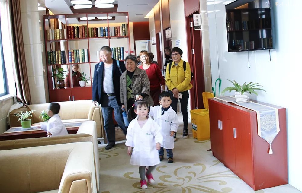 让攀枝花的小朋友过把“医生瘾”！家长朋友圈好评如潮……