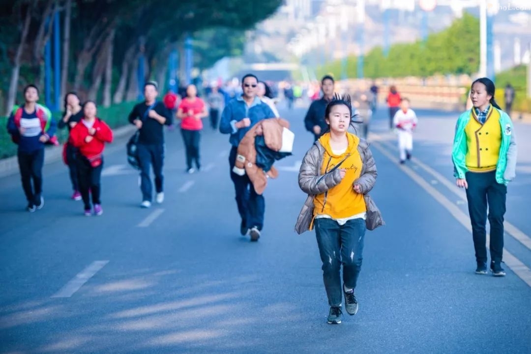 追梦2019！攀枝花4000余人畅跑迎新年！