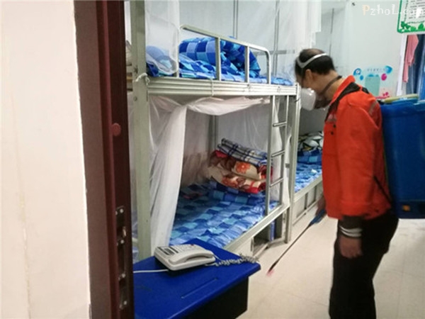 市四中（市实验学校）召开卫生防疫工作会议