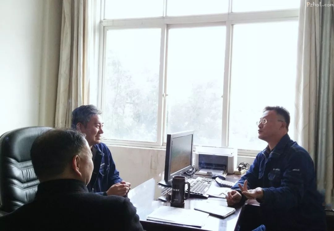 “从我做起、向我看齐”，基层党支部在行动