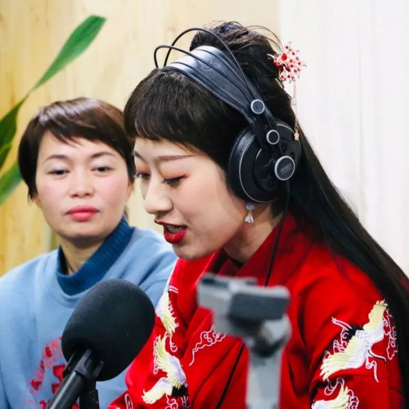 1月11日，910油乐party收官作：一吨汽油现场送！