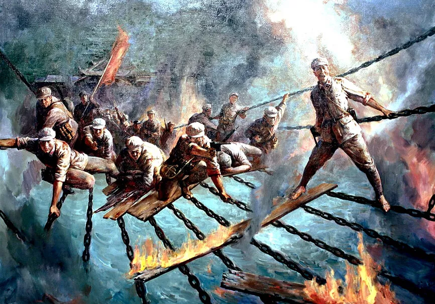 当他们坚定地踏上泸定桥西桥头时,摆在他们面前的路,是枪林弹雨中横跨